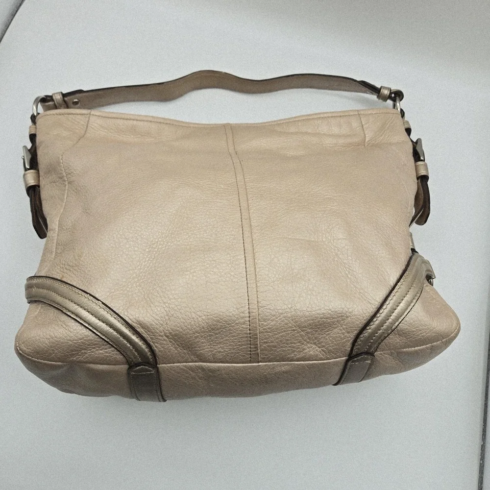 Coach Hobo Bag‎ Womens Large Beige Leather Zip Closure Purple Satin Lined